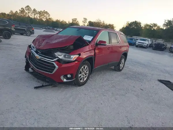 1GNERGKW1JJ181781 2018 CHEVROLET TRAVERSE - Image 2