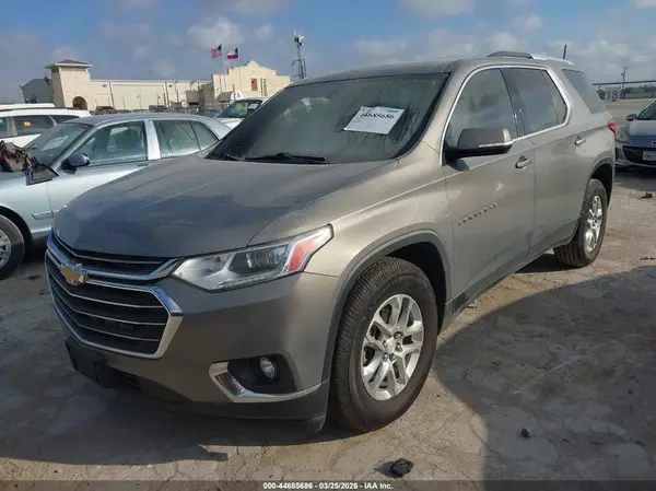 1GNERGKW1JJ192991 2018 CHEVROLET TRAVERSE - Image 2