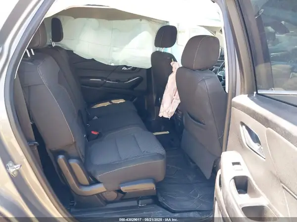 1GNERGKW1JJ221132 2018 CHEVROLET TRAVERSE - Image 8