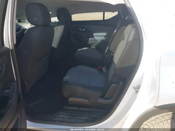 1GNERGKW1JJ246810 2018 CHEVROLET TRAVERSE - Image 8