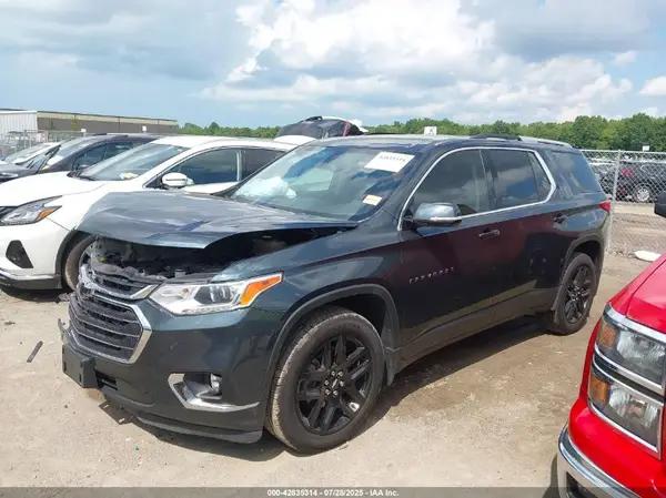 1GNERGKW1JJ251571 2018 CHEVROLET TRAVERSE - Image 2