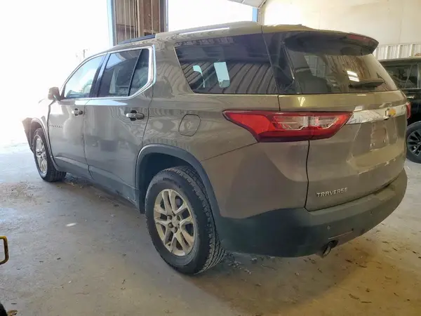 1GNERGKW1JJ273330 2018 CHEVROLET TRAVERSE - Image 2