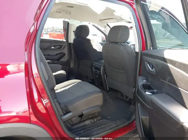 1GNERGKW1KJ101011 2019 CHEVROLET TRAVERSE - Image 8