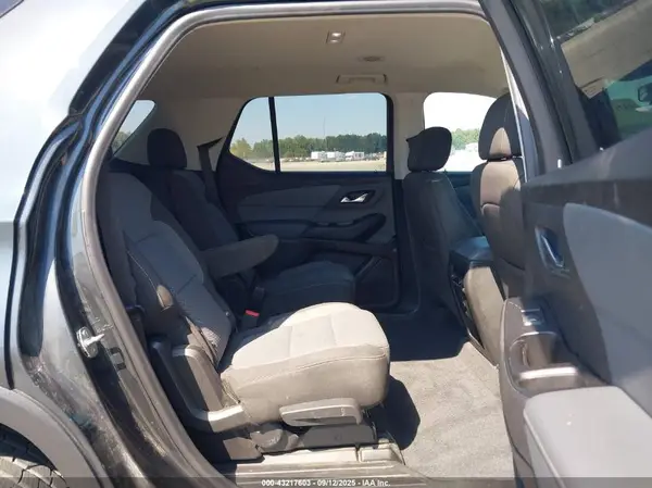 1GNERGKW1KJ209872 2019 CHEVROLET TRAVERSE - Image 8