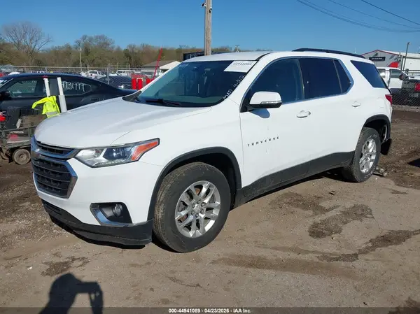 1GNERGKW1KJ236182 2019 CHEVROLET TRAVERSE - Image 2