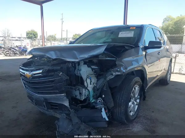 1GNERGKW1KJ240104 2019 CHEVROLET TRAVERSE - Image 2