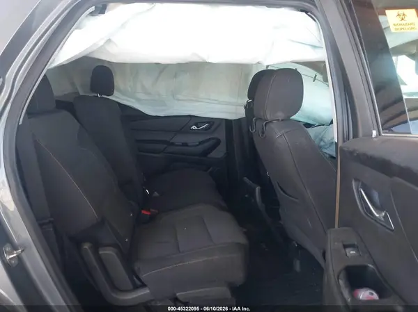 1GNERGKW1KJ240104 2019 CHEVROLET TRAVERSE - Image 8