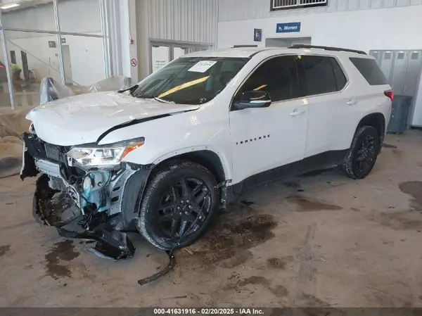 1GNERGKW1MJ114781 2021 CHEVROLET TRAVERSE - Image 2
