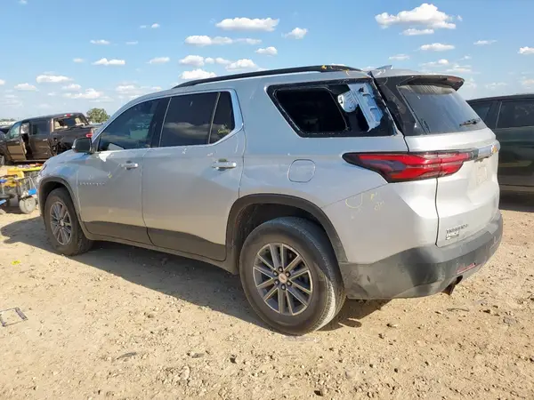 1GNERGKW1NJ146096 2022 CHEVROLET TRAVERSE - Image 2