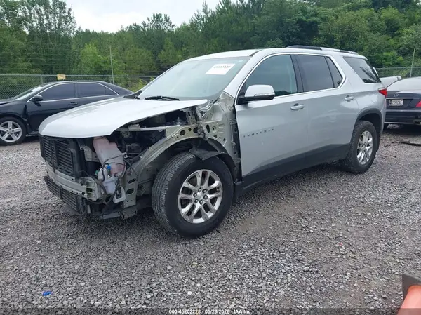 1GNERGKW2JJ103896 2018 CHEVROLET TRAVERSE - Image 2