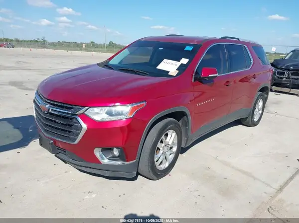 1GNERGKW2JJ137174 2018 CHEVROLET TRAVERSE - Image 2