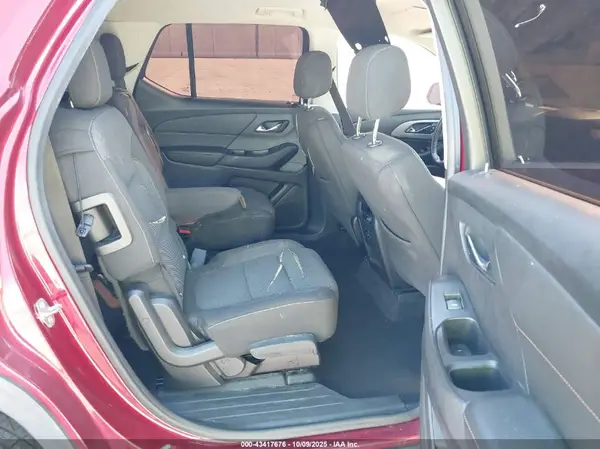 1GNERGKW2JJ137174 2018 CHEVROLET TRAVERSE - Image 8
