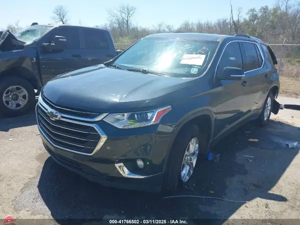 1GNERGKW2JJ158610 2018 CHEVROLET TRAVERSE - Image 2