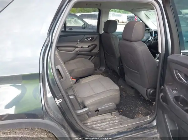 1GNERGKW2JJ162317 2018 CHEVROLET TRAVERSE - Image 8