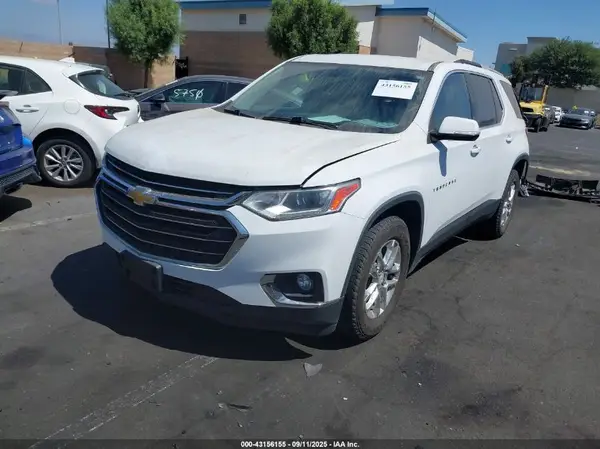 1GNERGKW2JJ165735 2018 CHEVROLET TRAVERSE - Image 2