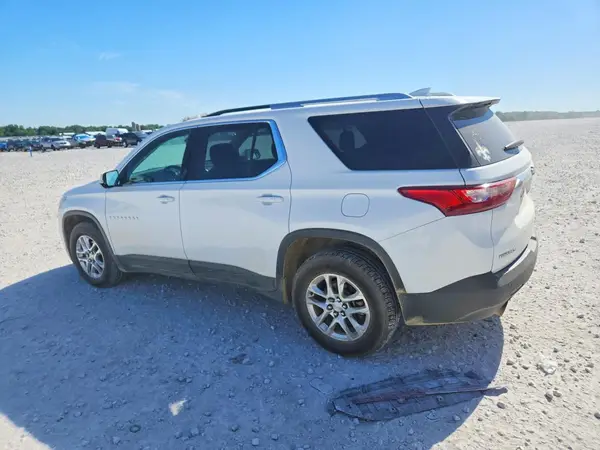 1GNERGKW2JJ168490 2018 CHEVROLET TRAVERSE - Image 2