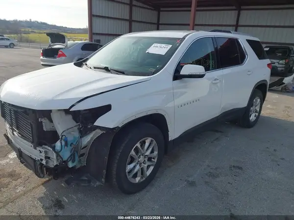 1GNERGKW2JJ180767 2018 CHEVROLET TRAVERSE - Image 2
