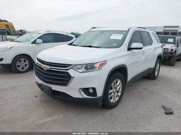 1GNERGKW2JJ224413 2018 CHEVROLET TRAVERSE - Image 2