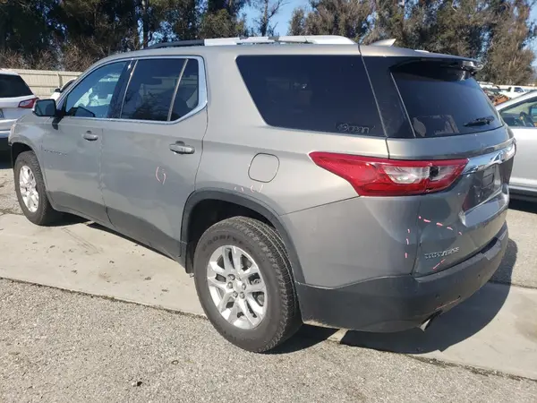 1GNERGKW2JJ267973 2018 CHEVROLET TRAVERSE - Image 2