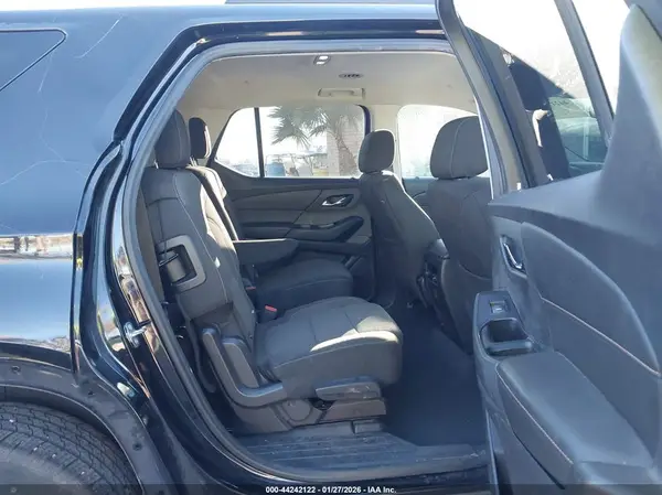 1GNERGKW2JJ282473 2018 CHEVROLET TRAVERSE - Image 8