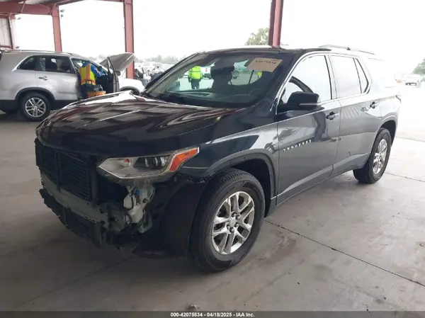 1GNERGKW2KJ129240 2019 CHEVROLET TRAVERSE - Image 2