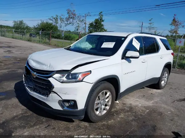 1GNERGKW2KJ219813 2019 CHEVROLET TRAVERSE - Image 2