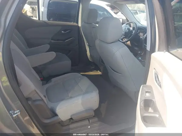 1GNERGKW2KJ235736 2019 CHEVROLET TRAVERSE - Image 8