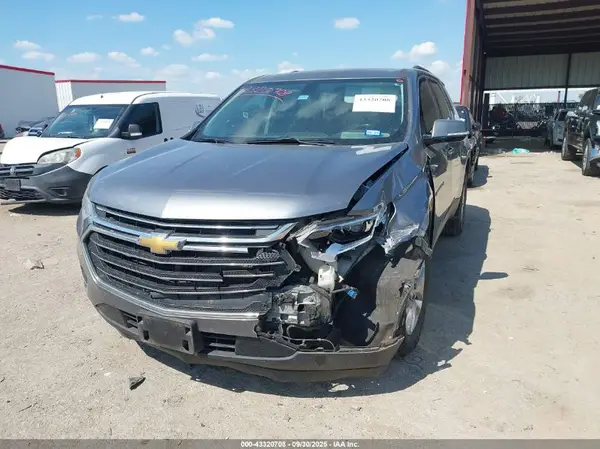 1GNERGKW2KJ258790 2019 CHEVROLET TRAVERSE - Image 2
