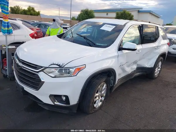 1GNERGKW2KJ260409 2019 CHEVROLET TRAVERSE - Image 2