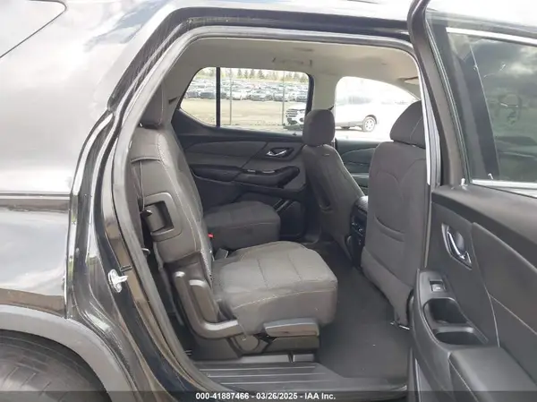 1GNERGKW2KJ320950 2019 CHEVROLET TRAVERSE - Image 8