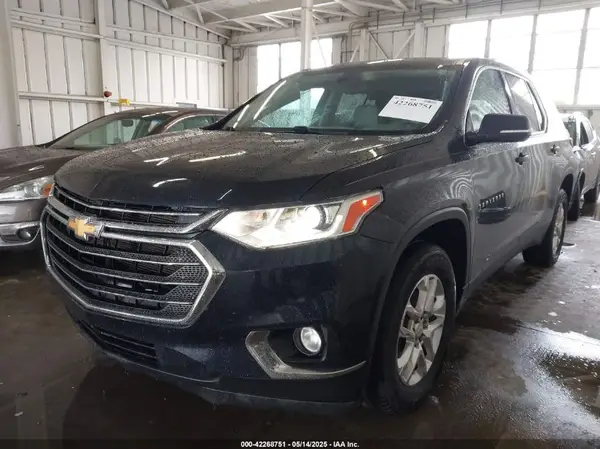 1GNERGKW2LJ132057 2020 CHEVROLET TRAVERSE - Image 2
