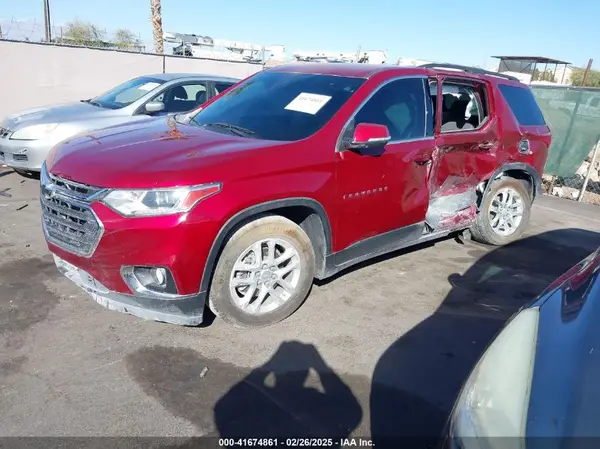 1GNERGKW2MJ193006 2021 CHEVROLET TRAVERSE - Image 2