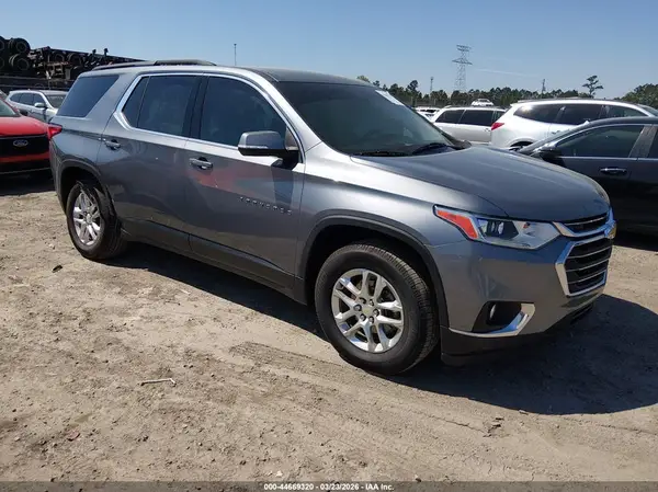 1GNERGKW2MJ195886 2021 CHEVROLET TRAVERSE - Image 1