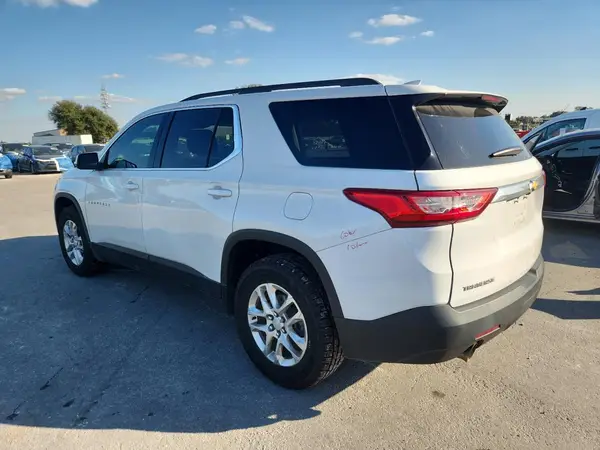 1GNERGKW2MJ206823 2021 CHEVROLET TRAVERSE - Image 2