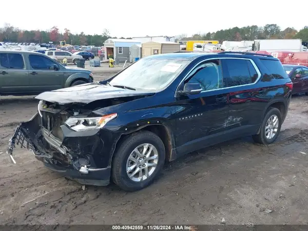 1GNERGKW2MJ245668 2021 CHEVROLET TRAVERSE - Image 2