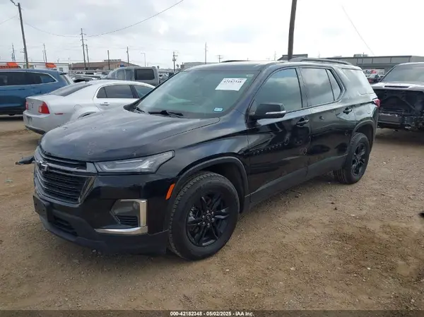 1GNERGKW2PJ212562 2023 CHEVROLET TRAVERSE - Image 2