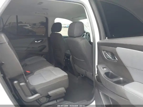 1GNERGKW3JJ123719 2018 CHEVROLET TRAVERSE - Image 8