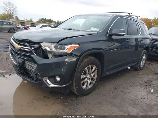 1GNERGKW3JJ142867 2018 CHEVROLET TRAVERSE - Image 2