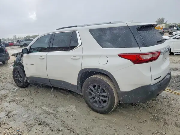 1GNERGKW3JJ150399 2018 CHEVROLET TRAVERSE - Image 2