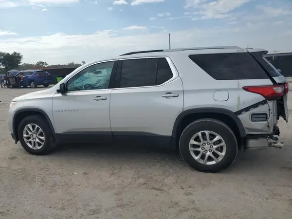 1GNERGKW3JJ154873 2018 CHEVROLET TRAVERSE - Image 2