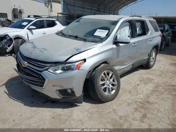 1GNERGKW3JJ173973 2018 CHEVROLET TRAVERSE - Image 2