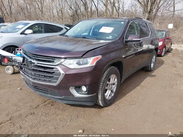1GNERGKW3JJ175268 2018 CHEVROLET TRAVERSE - Image 2