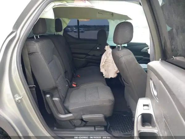1GNERGKW3JJ182849 2018 CHEVROLET TRAVERSE - Image 8