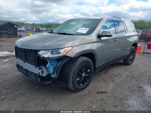 1GNERGKW3JJ218457 2018 CHEVROLET TRAVERSE - Image 2