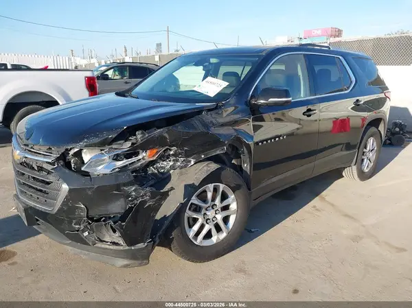1GNERGKW3JJ226655 2018 CHEVROLET TRAVERSE - Image 2