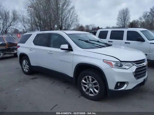 1GNERGKW3JJ232942 2018 CHEVROLET TRAVERSE - Image 1