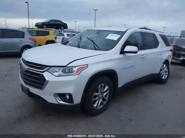 1GNERGKW3JJ232942 2018 CHEVROLET TRAVERSE - Image 2