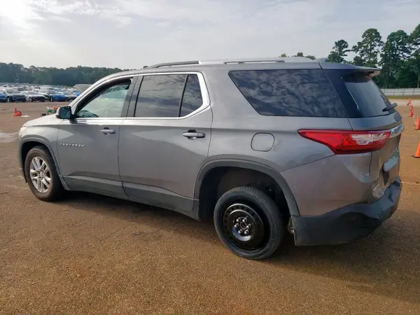 1GNERGKW3JJ247716 2018 CHEVROLET TRAVERSE - Image 2