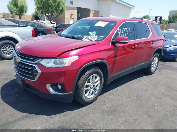 1GNERGKW3JJ248882 2018 CHEVROLET TRAVERSE - Image 2