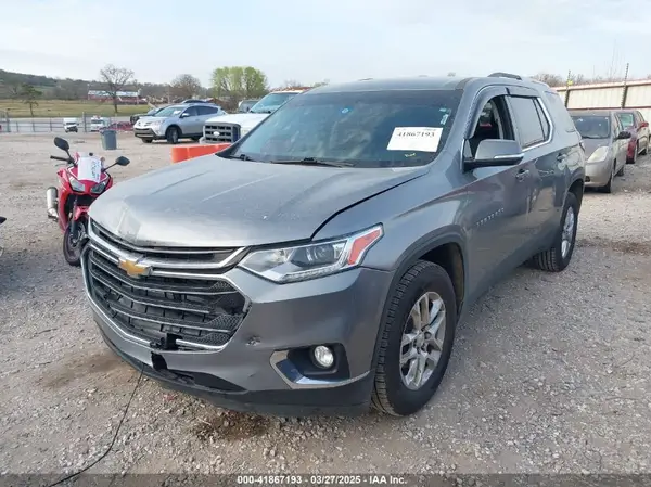 1GNERGKW3JJ254312 2018 CHEVROLET TRAVERSE - Image 2
